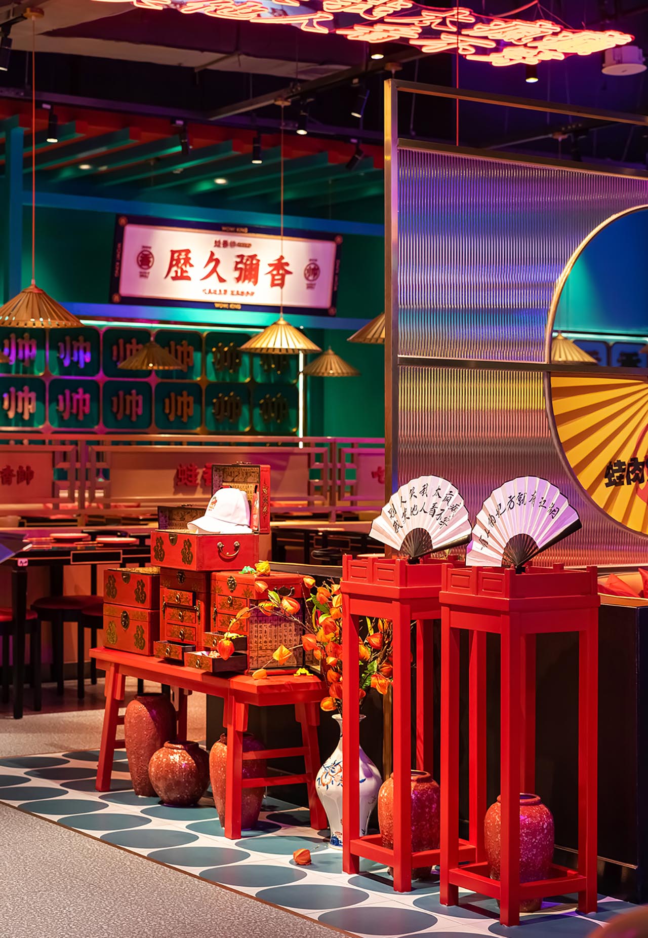 270平米國朝主題火鍋店裝修設(shè)計效果