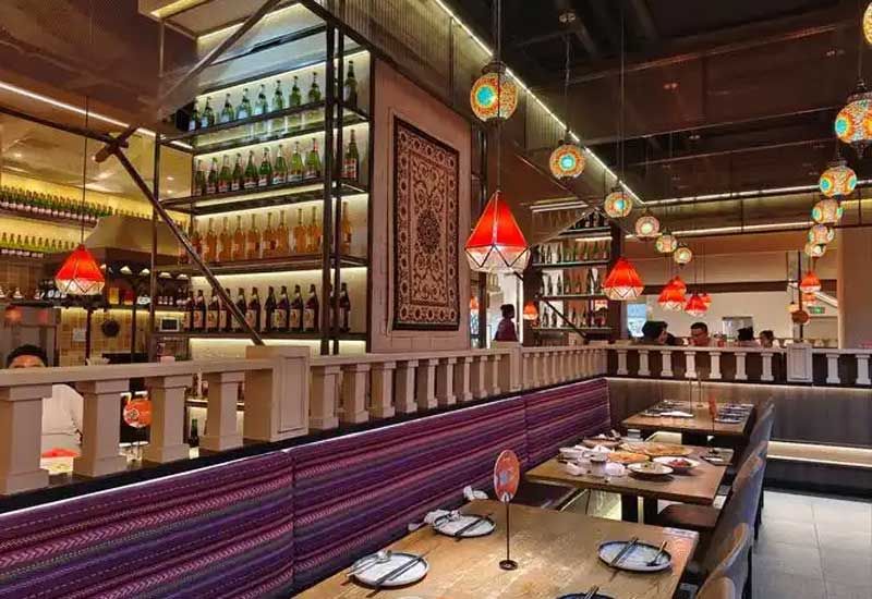 新疆菜館裝修設(shè)計(jì):民族特色與風(fēng)情用餐環(huán)境營造