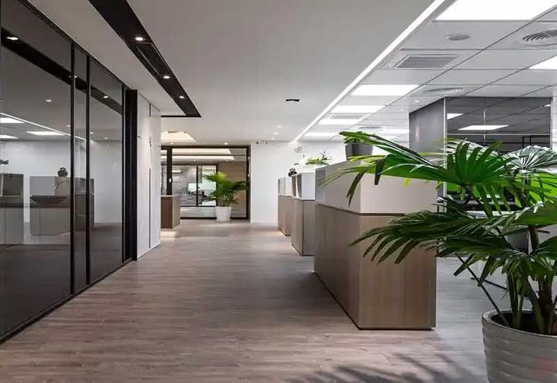 鄭州寫字樓裝修設(shè)計(jì)的照明方案:不同區(qū)域的燈光選擇